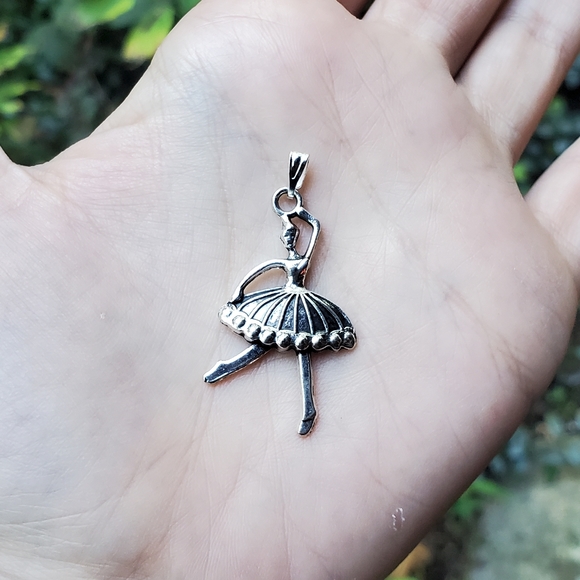 New Silver Ballerina Pendant - Picture 5 of 6